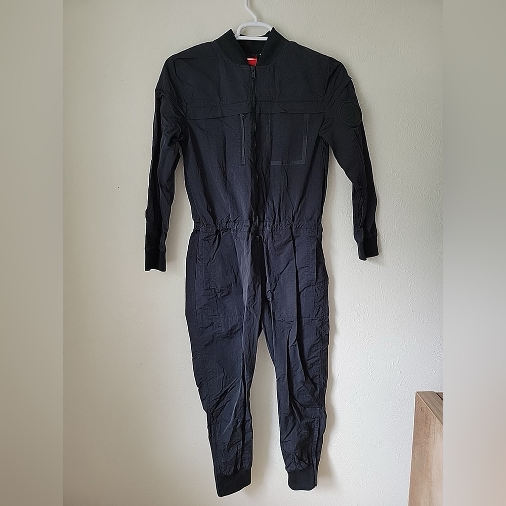 2017 Nike Air Jumpsuit Women’s M  Black One Piece Romper Flight Suit